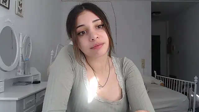 bellefleurrr online show from July 3, 5:08 pm