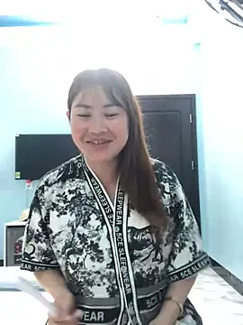 bombom1x online show from November 4, 5:51 pm