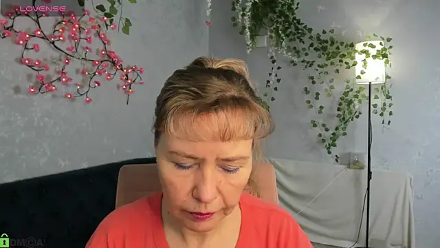 Carla Vogue online show from November 30, 3:00 am