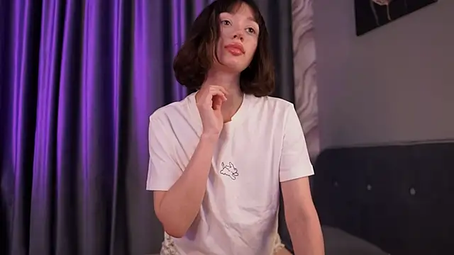 starlizzy online show from October 27, 6:53 am