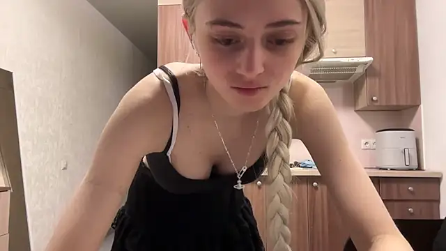 AidaGloshen online show from May 13, 4:24 pm