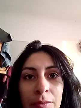 besosseductores online show from October 24, 11:12 pm