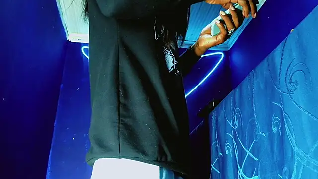 Kloe cardashan online show from October 30, 7:33 am