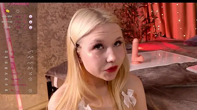 VivieSunn online show from February 26, 4:17 pm