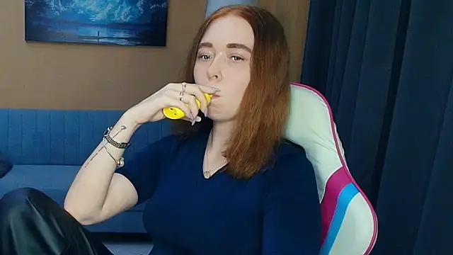 AddieOsler online show from May 4, 8:34 pm