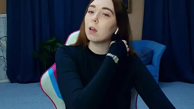 AddieOsler online show from April 8, 7:27 pm