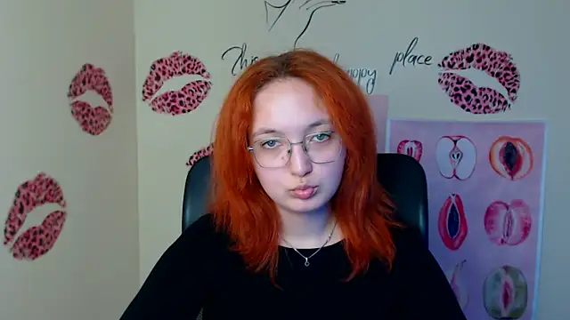 MissAriaa online show from May 9, 11:45 am