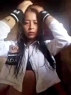 Tinaa18Love online show from November 24, 7:27 pm