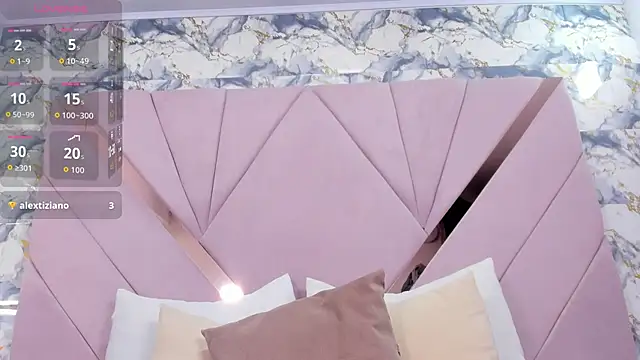 naomy sexy  online show from May 8, 9:38 pm