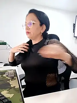 MiaLoren cg online show from January 11, 4:50 am