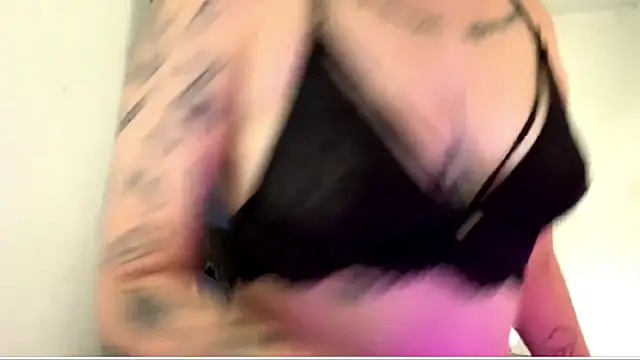 Annagoth  online show from April 2, 7:33 pm