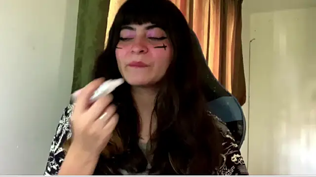 Annagoth  online show from April 3, 7:45 pm