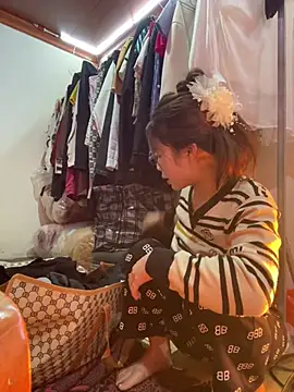 Zlienr023 online show from January 11, 2:38 am