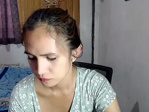 prettysam9 online show from March 28, 8:47 am