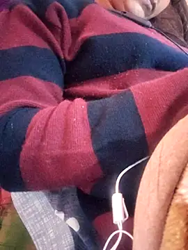 Hot-Rubyy online show from December 1, 4:09 pm