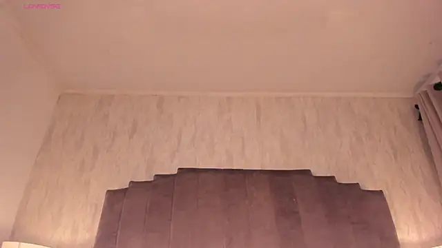 Melanie hillz online show from May 25, 1:04 am