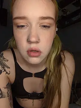 mattiethebaddieee online show from January 10, 12:15 am