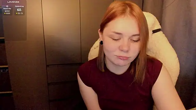sophia lix online show from May 21, 1:42 pm