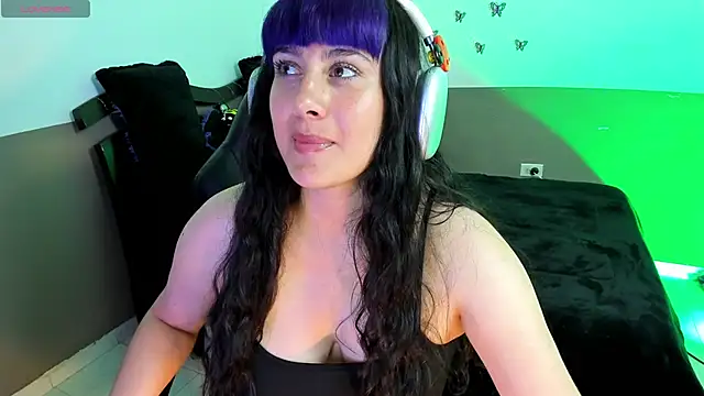 Monserrat Cute  online show from March 29, 3:38 am