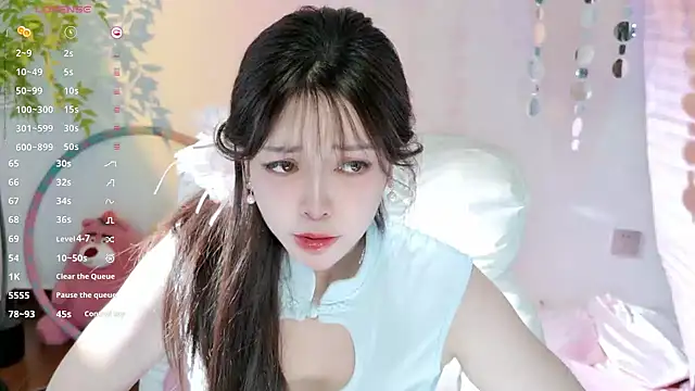 Yiluo95 online show from May 17, 3:44 pm