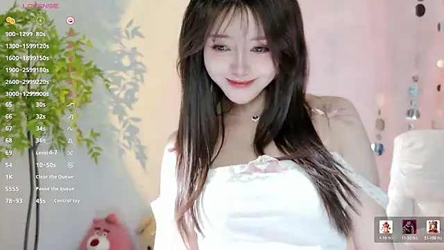 Yiluo95 online show from May 11, 4:04 pm