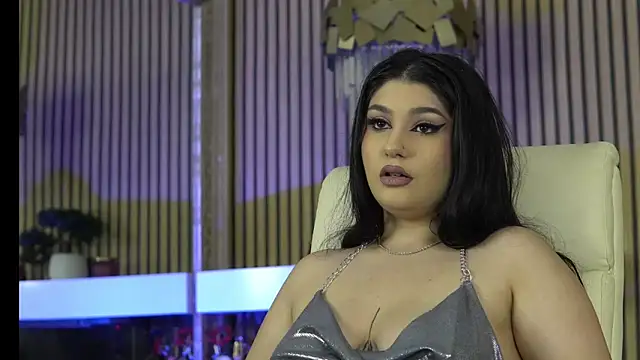 KeylaNoir online show from April 15, 10:49 am