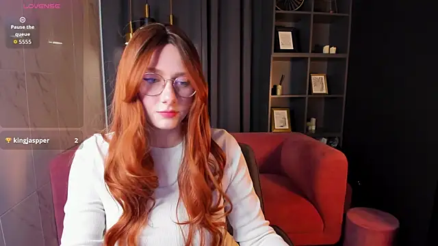 Liana Ln online show from November 6, 3:18 pm