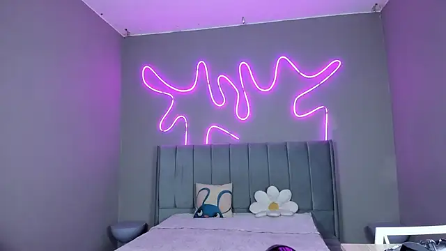 Meganpeach  online show from November 12, 12:47 pm