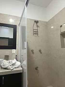 scarlethsb33 online show from March 2, 10:59 pm