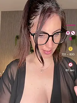 MysteryGirl   online show from May 12, 7:16 am