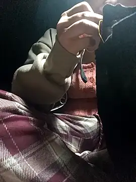 yoyo-mi online show from December 22, 1:14 pm