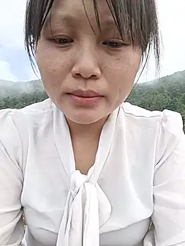 yoyo-mi online show from May 21, 10:24 am