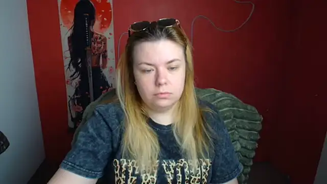 SusannaNight online show from June 18, 5:20 am
