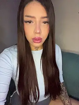 AshleyWinslow online show from May 13, 3:12 am