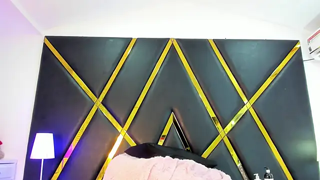 MadiisonGrey  online show from December 20, 3:54 am