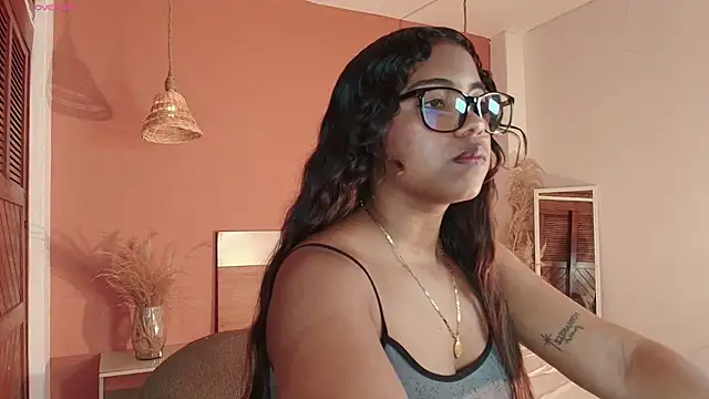 Ebonyswet  online show from January 10, 7:29 pm