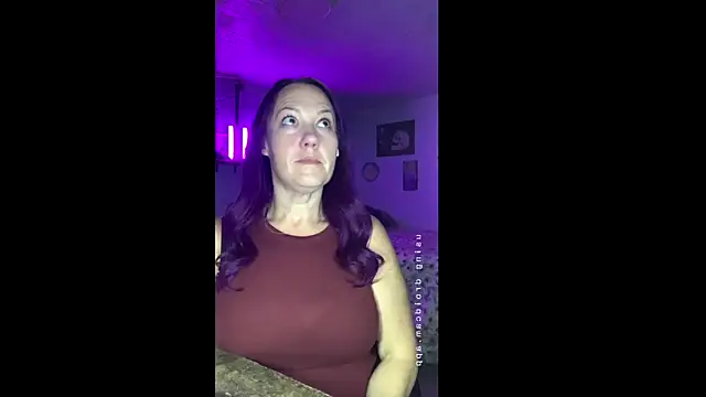 kristallic online show from April 10, 11:16 am