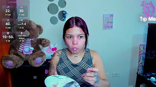 Emma boo online show from April 4, 4:50 pm