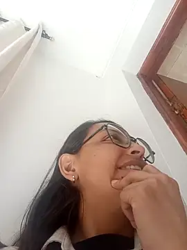 Macarena-2 online show from November 4, 6:46 pm