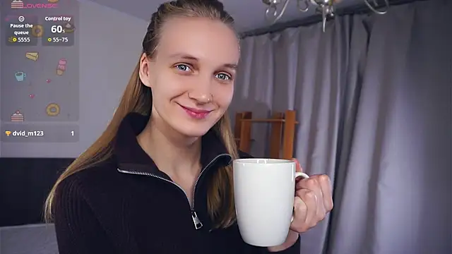 DierdreJacobsohn online show from December 3, 6:27 am