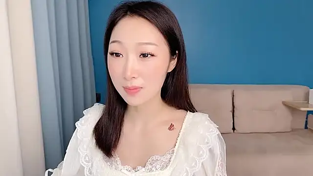 ella55-- online show from May 3, 1:20 am