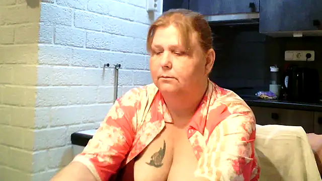 Sylviastar46 online show from May 9, 4:53 pm