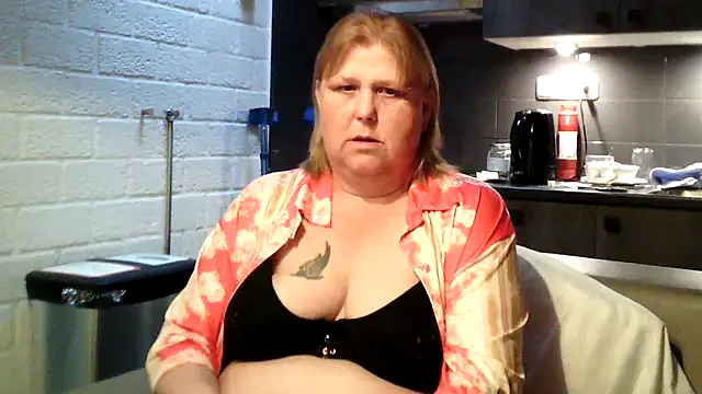 Sylviastar46 online show from May 6, 4:33 pm