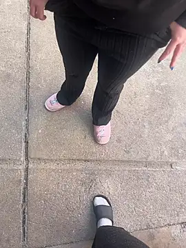 Teeny-Slut18 online show from May 8, 12:08 pm