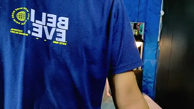 darwinandbrayann online show from December 20, 3:21 am