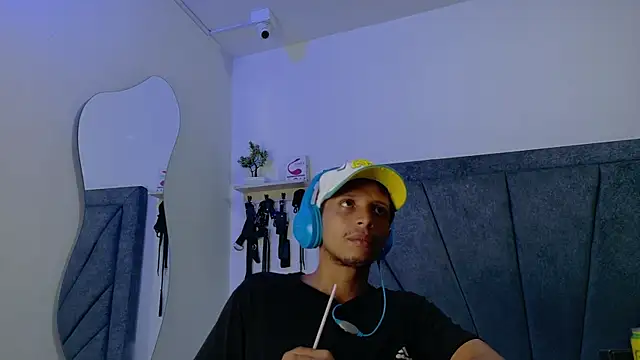 DamianandEva online show from May 25, 12:48 pm
