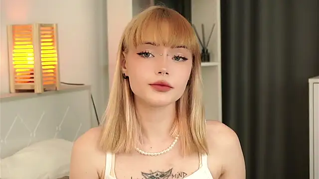 RussellGeffert online show from November 3, 5:50 pm