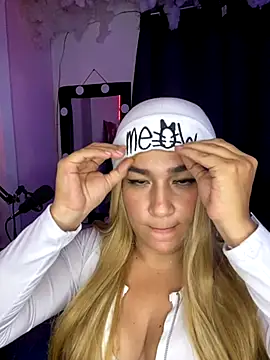 yayita cute online show from November 11, 3:35 am