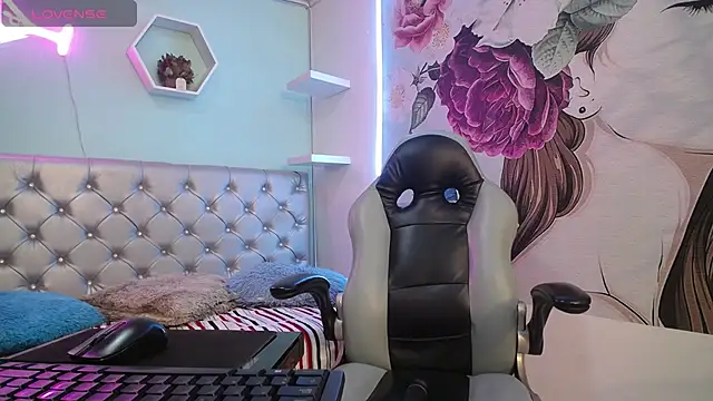 valeria martinez19 online show from May 5, 3:53 am