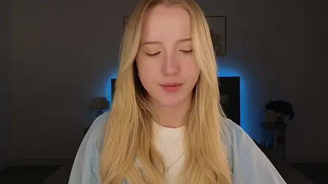 adele armass online show from May 20, 9:01 pm